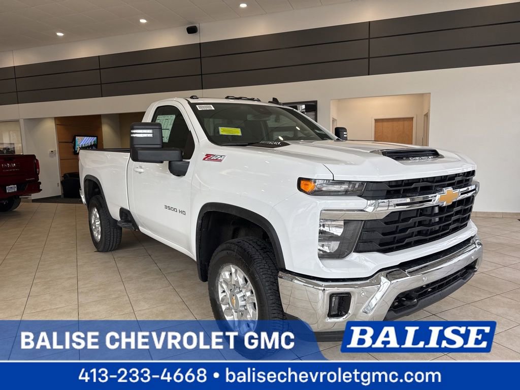 2025 Chevrolet Silverado 3500HD LT's photo