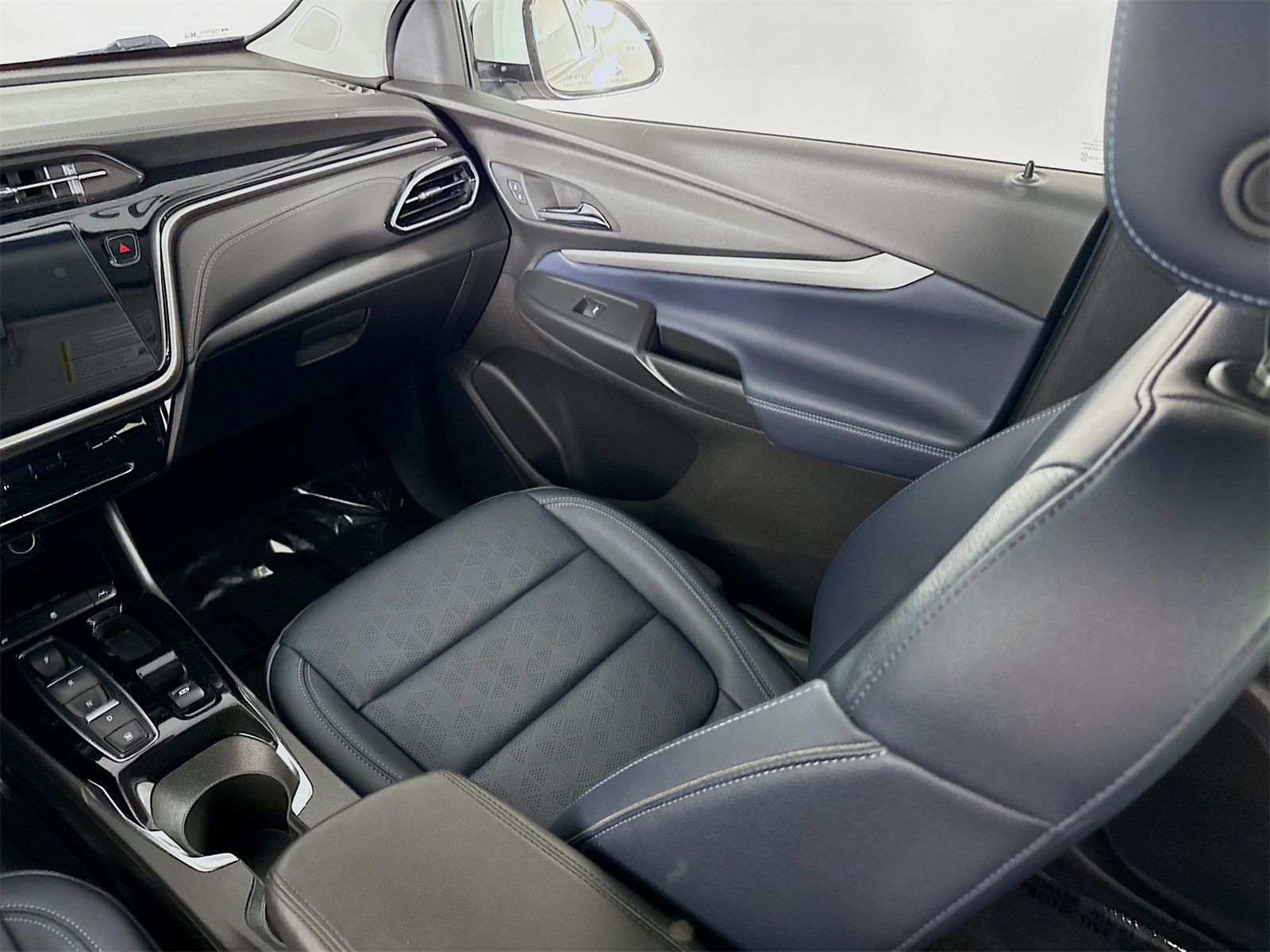 2022 Chevrolet Bolt EUV photo 21