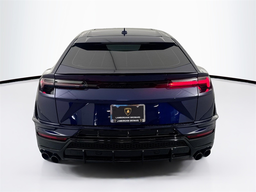 2023 Lamborghini Urus S photo 6
