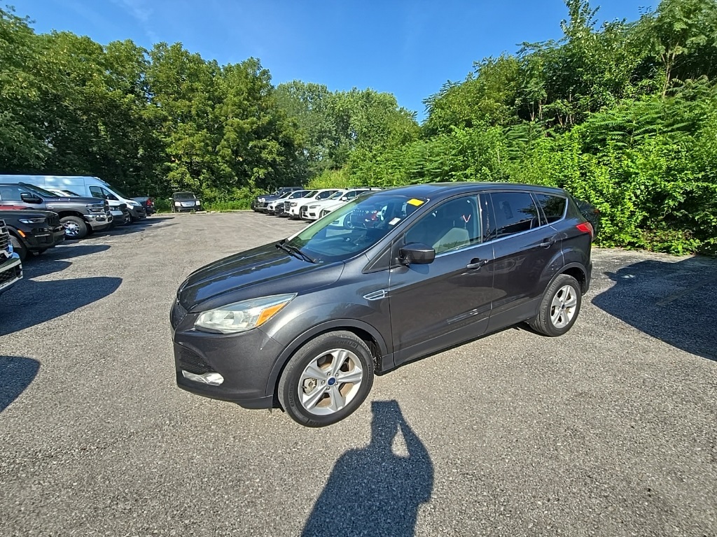 Used 2016 Ford Escape SE with VIN 1FMCU0G98GUA22476 for sale in Kansas City