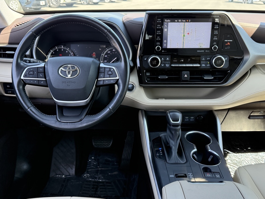 2022 Toyota Highlander XLE photo 27