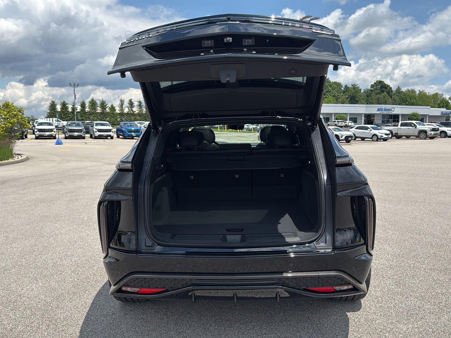 2026 Cadillac Lyriq photo 10