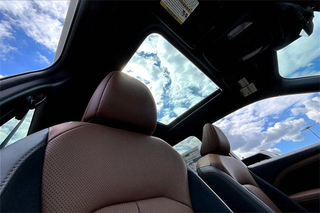 2025 Subaru Forester Touring photo 19