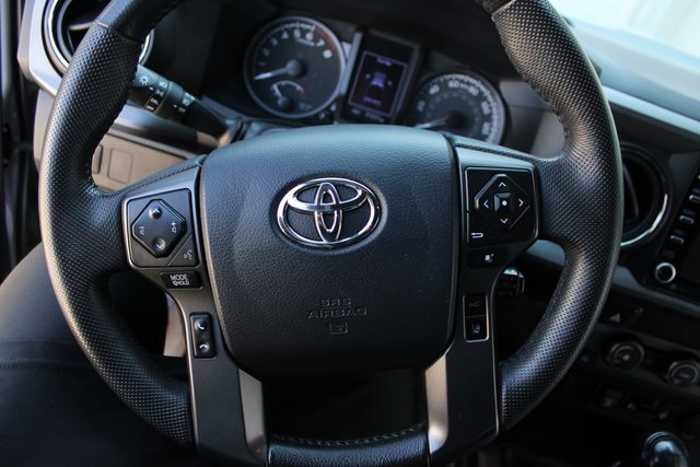 2020 Toyota Tacoma TRD Off-Road photo 18