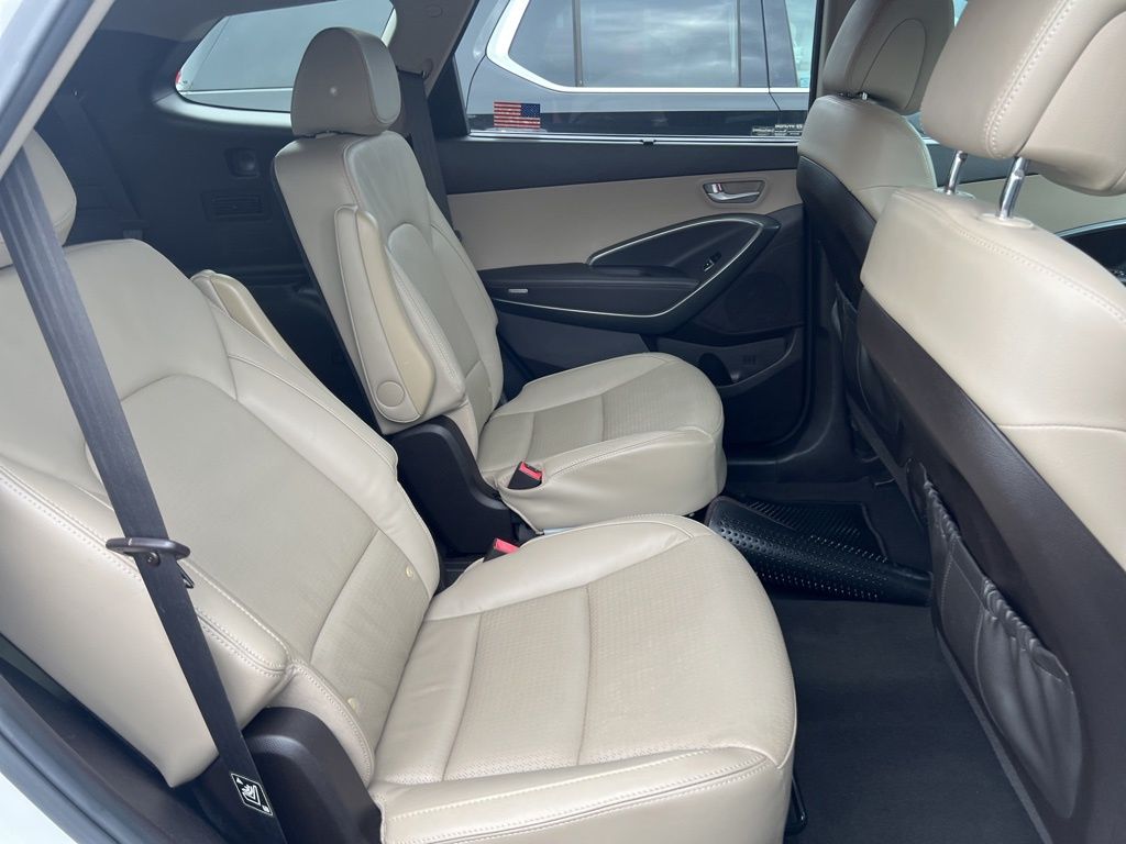 2014 Hyundai Santa Fe Limited photo 24
