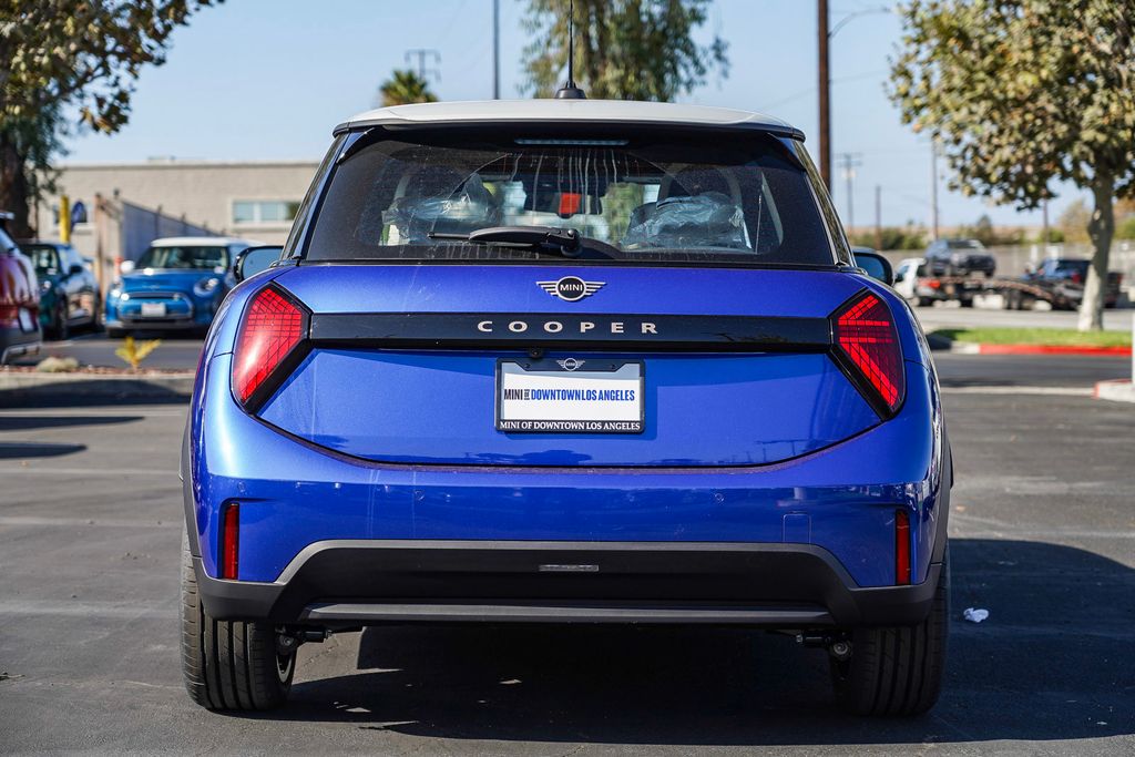 2025 Mini Cooper Hardtop 2 Door Iconic photo 5