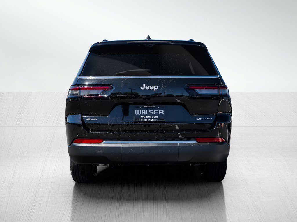2025 Jeep Grand Cherokee Limited photo 3