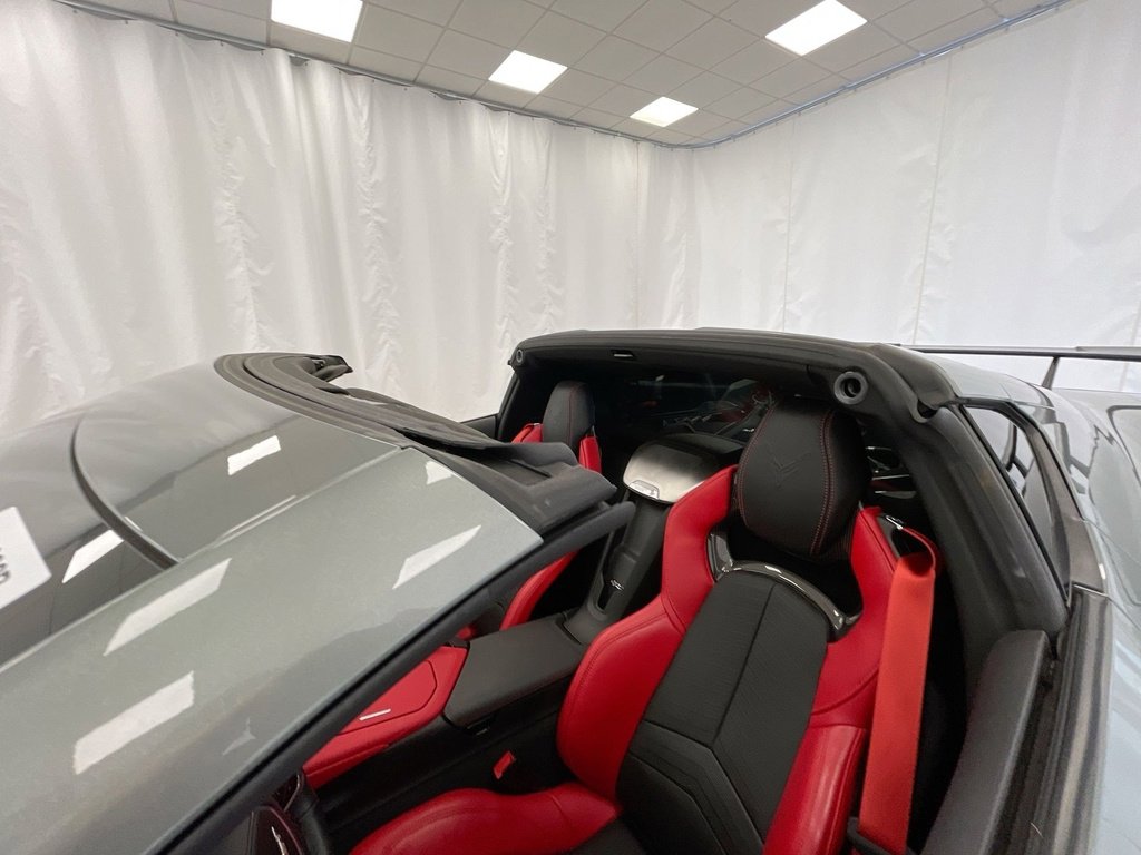 2022 Chevrolet Corvette Stingray 2LT photo 17