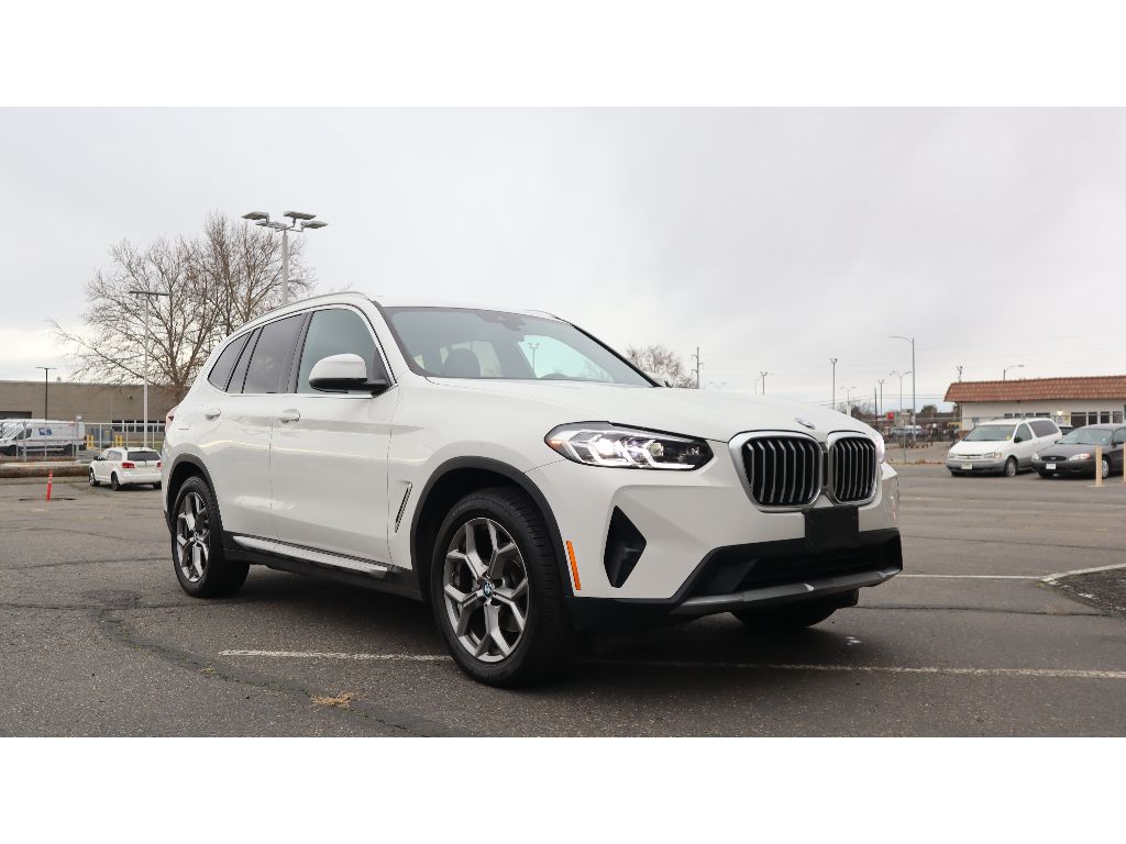 2024 BMW X3 30i's photo