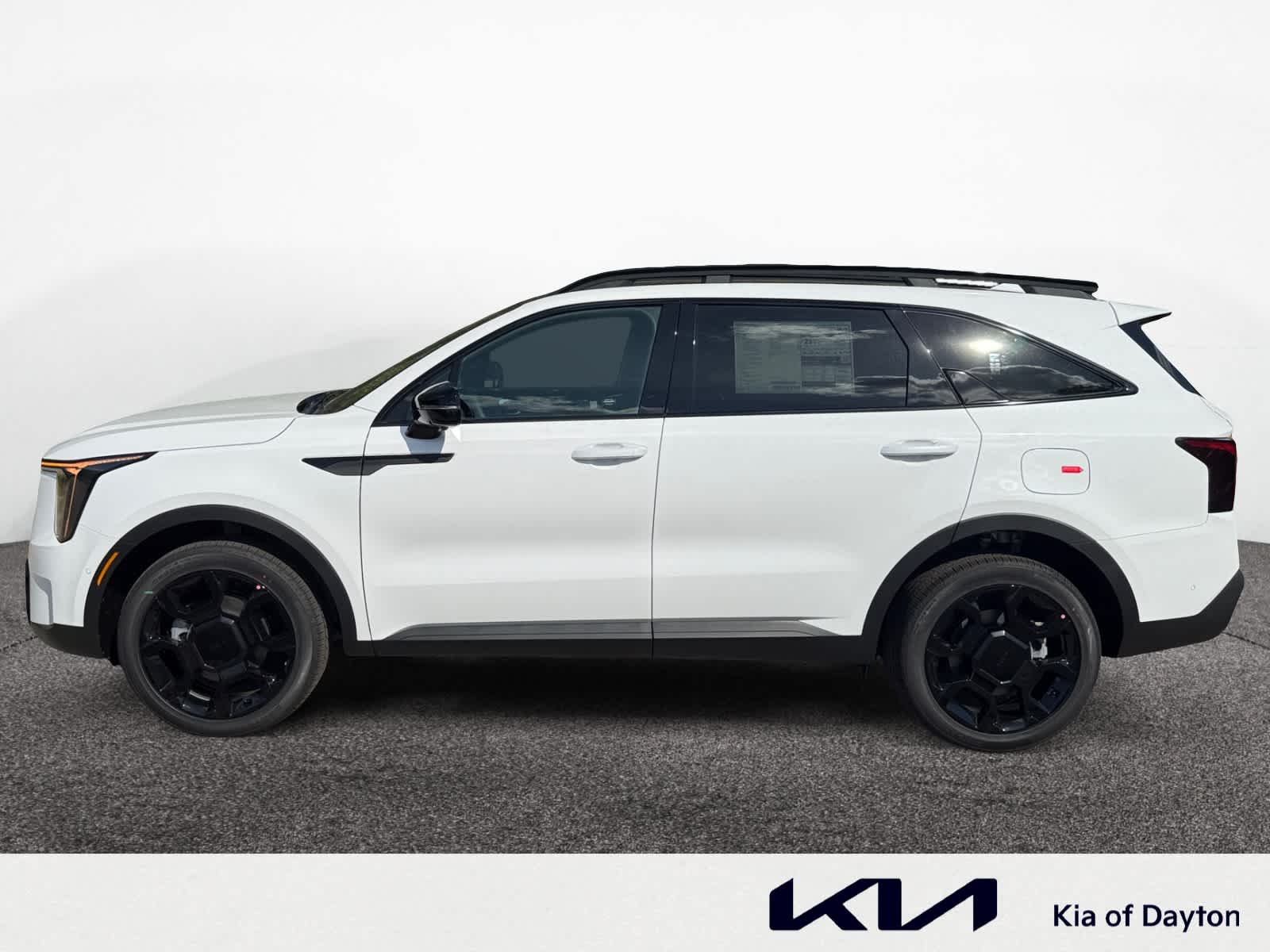 2026 Kia Sorento X-Line SX Prestige photo 2