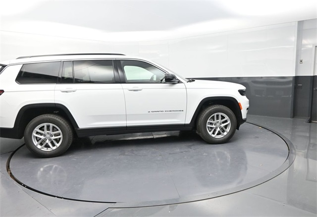 2025 Jeep Grand Cherokee Laredo X photo 7