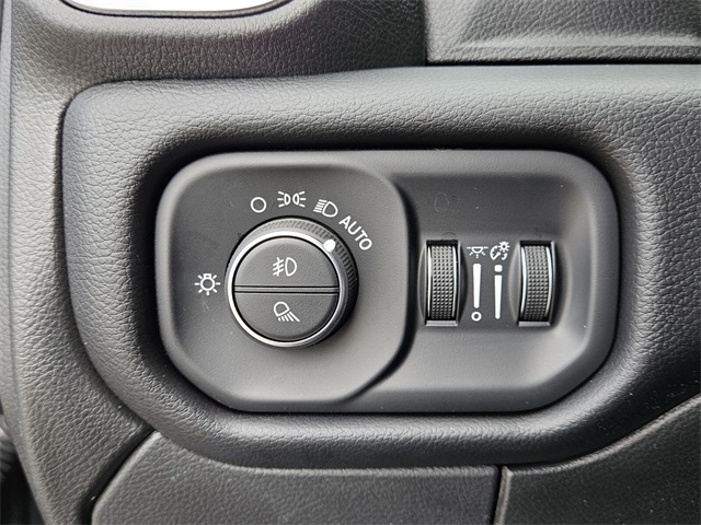 2025 Ram 2500 Laramie photo 28