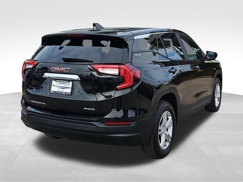 2024 Gmc Terrain SLE photo 3