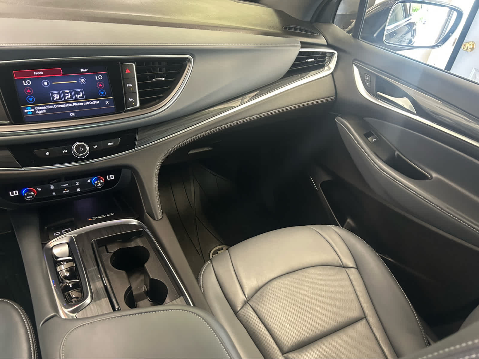 2023 Buick Enclave Essence photo 13
