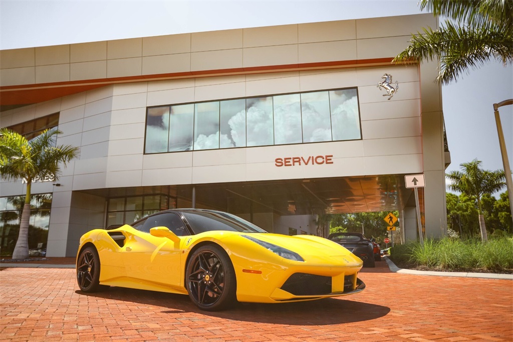 2016 Ferrari 488 GTB photo 21