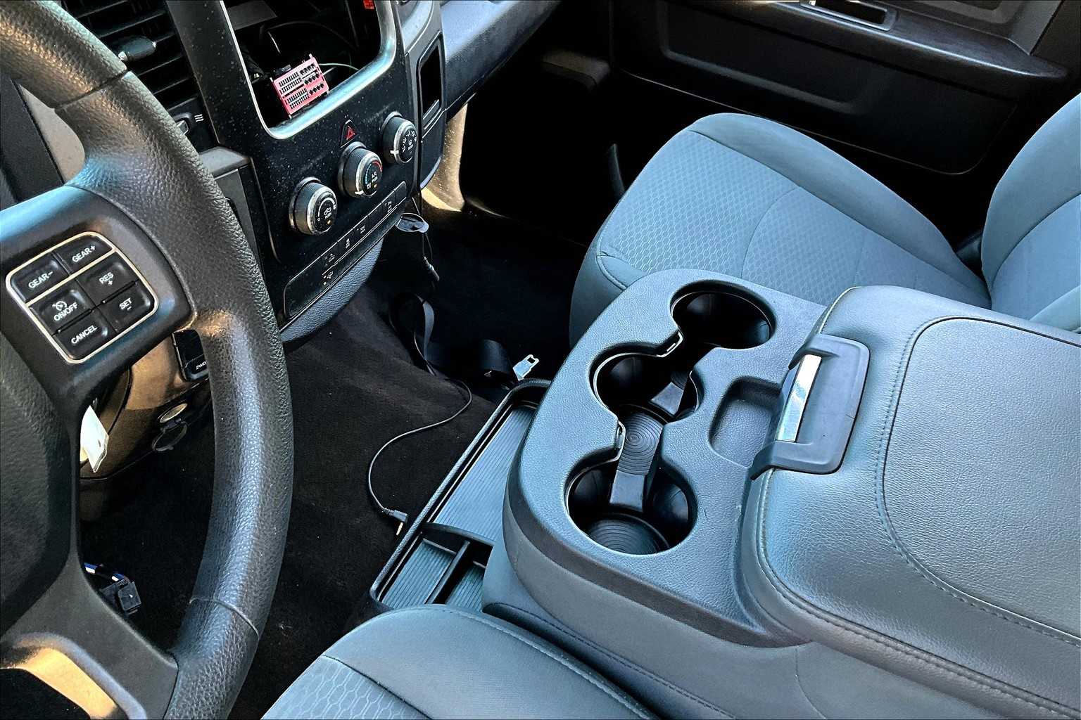 2015 Ram 1500 Tradesman photo 15