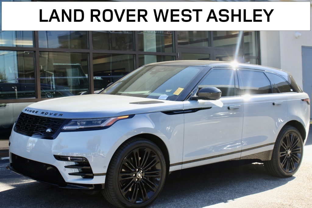 2026 Land Rover Range Rover Velar Dynamic SE's photo