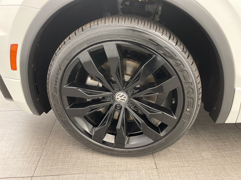 2021 Volkswagen Tiguan SE R-Line Black photo 6