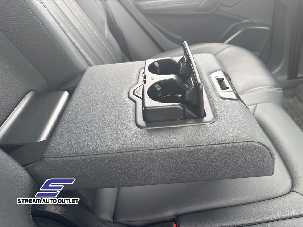 2023 Audi Q5 40 Premium Plus photo 14