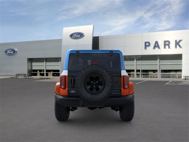 2025 Ford Bronco First Edition photo 5