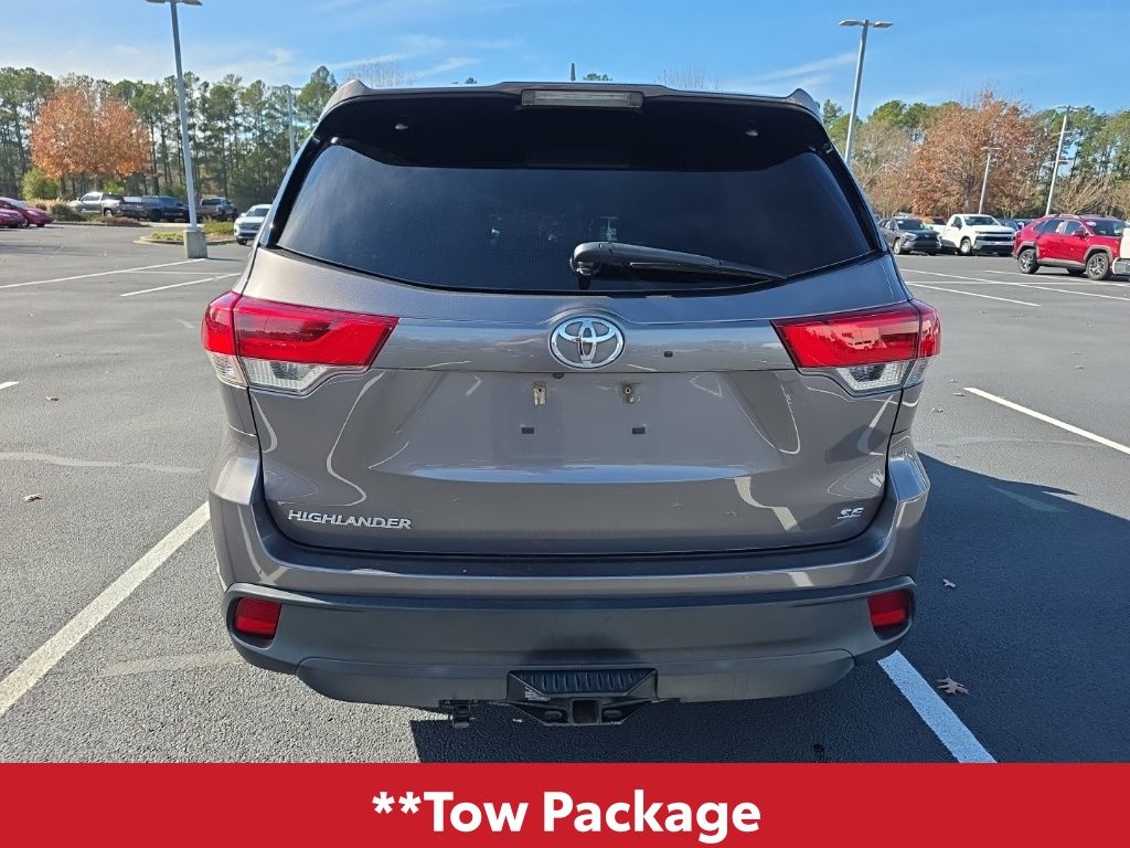 2018 Toyota Highlander SE photo 3