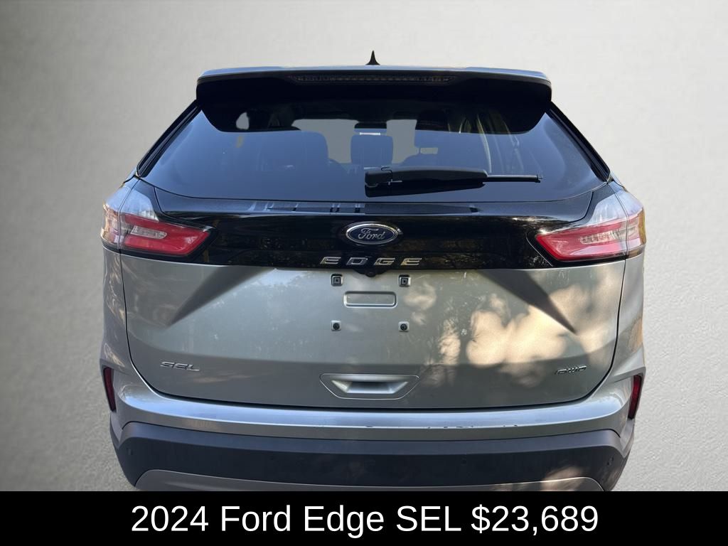 2024 Ford Edge SEL photo 4