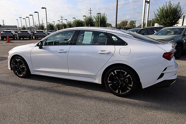 2023 Kia K5 GT-Line photo 4