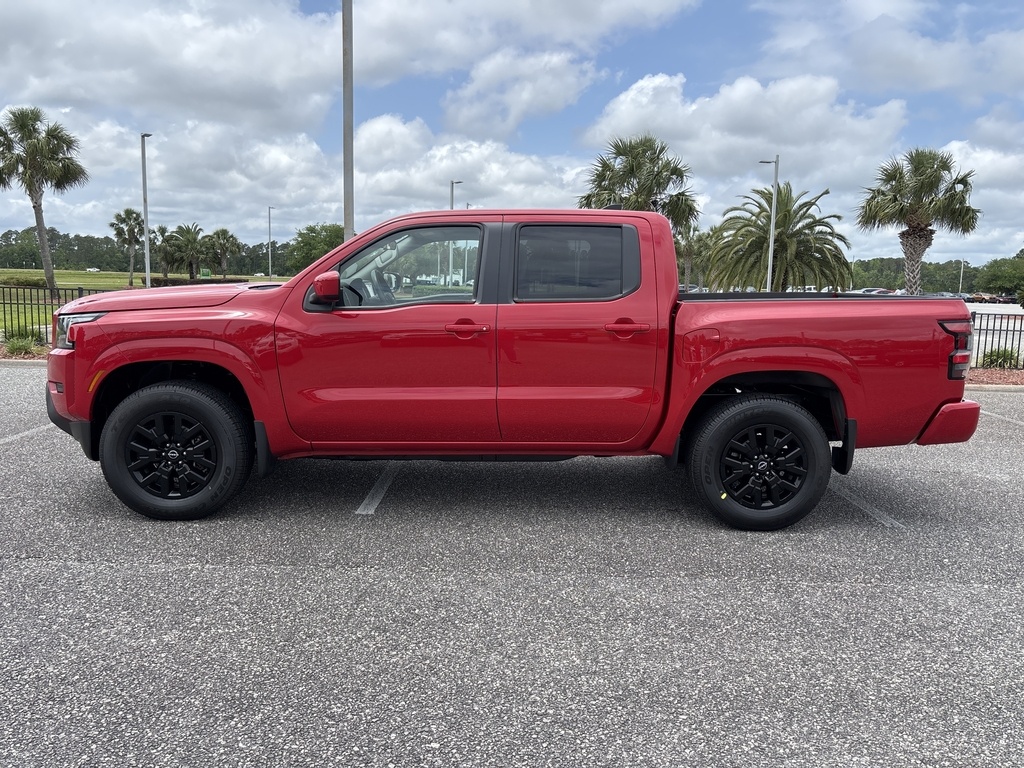 2022 Nissan Frontier SV photo 2