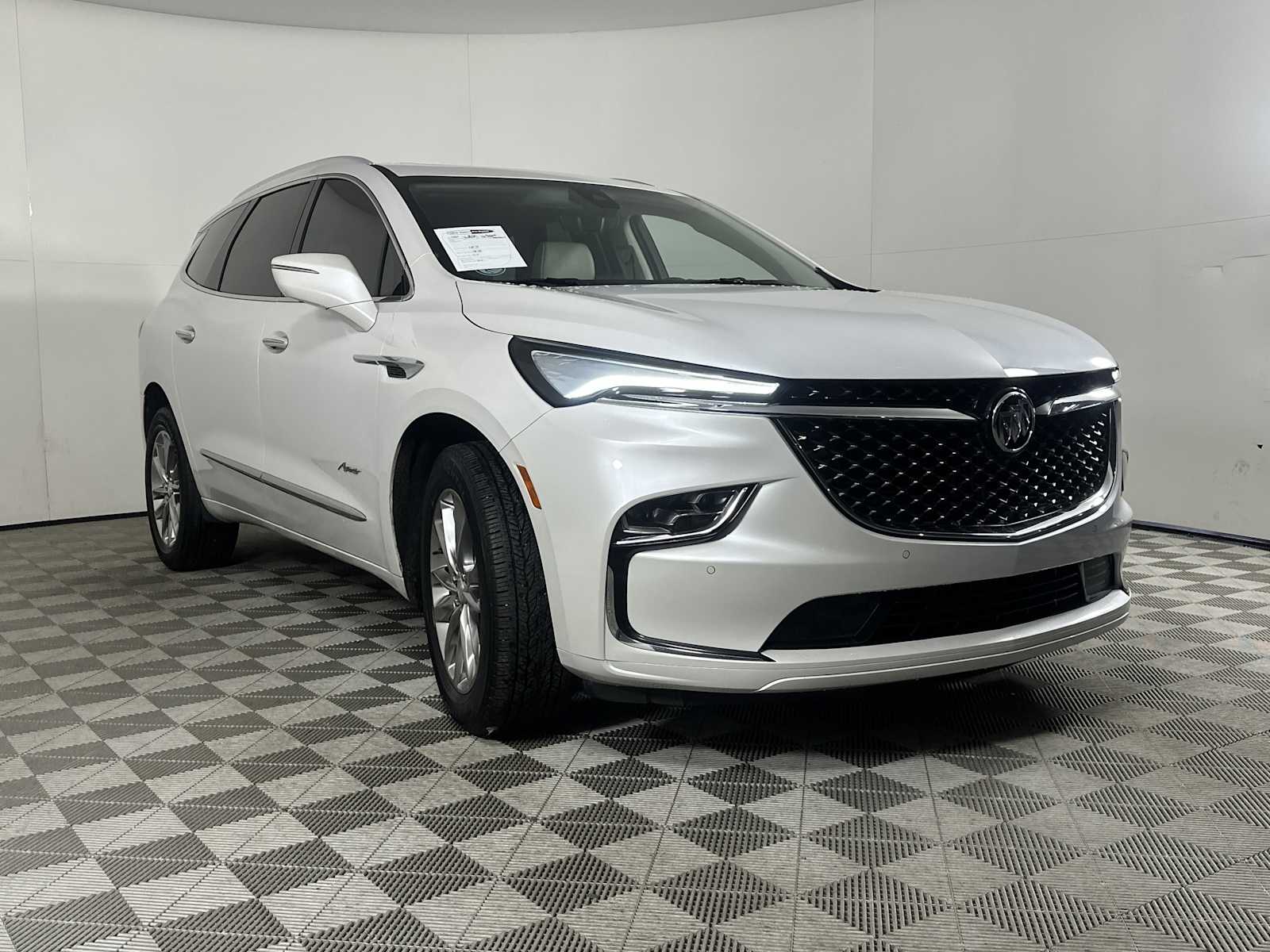 2022 Buick Enclave Avenir's photo