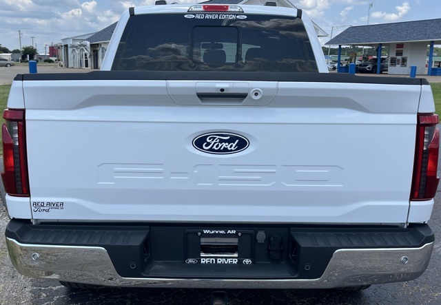 2024 Ford F-150 XLT photo 3