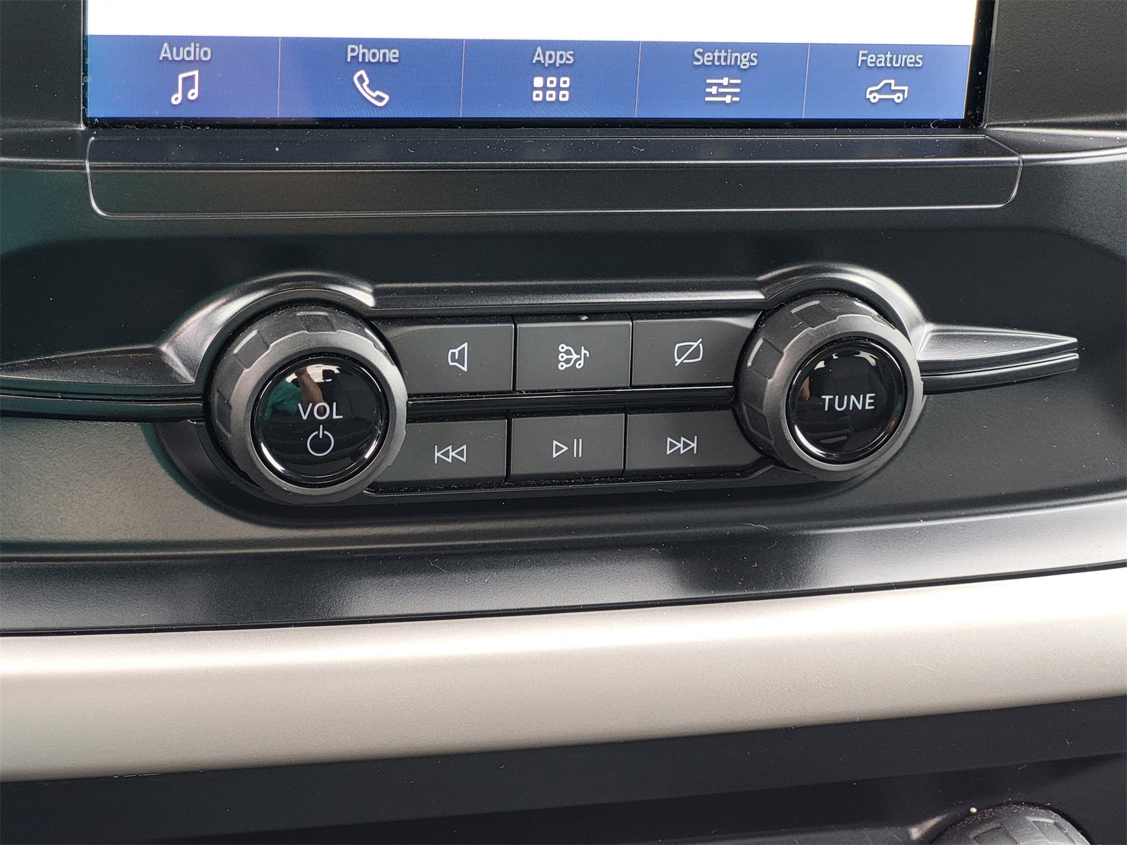 2023 Ford F-150 XLT photo 17