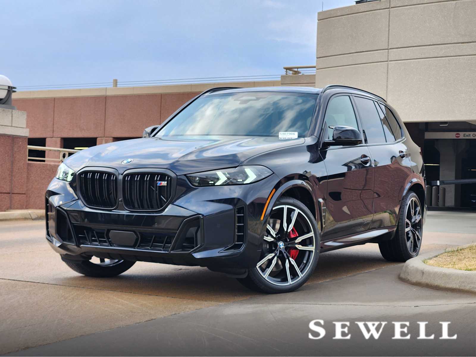 2026 BMW X5 M60i's photo