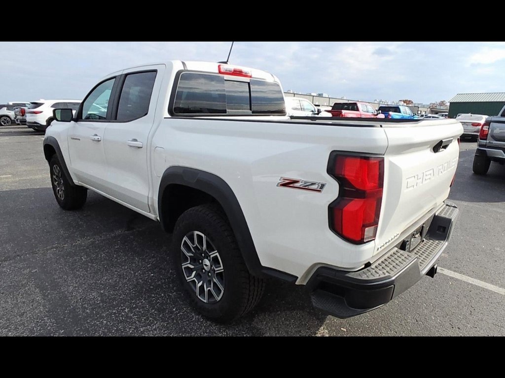 2024 Chevrolet Colorado Z71 photo 4