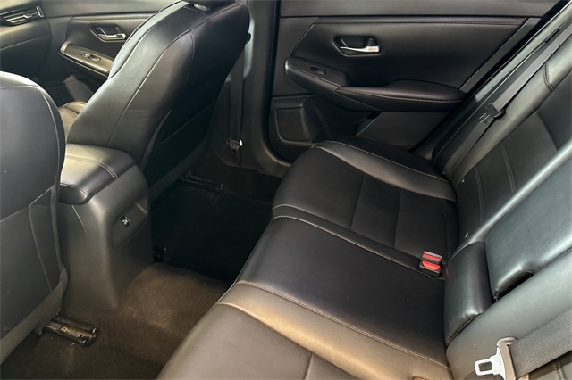 2022 Nissan Sentra SR photo 14