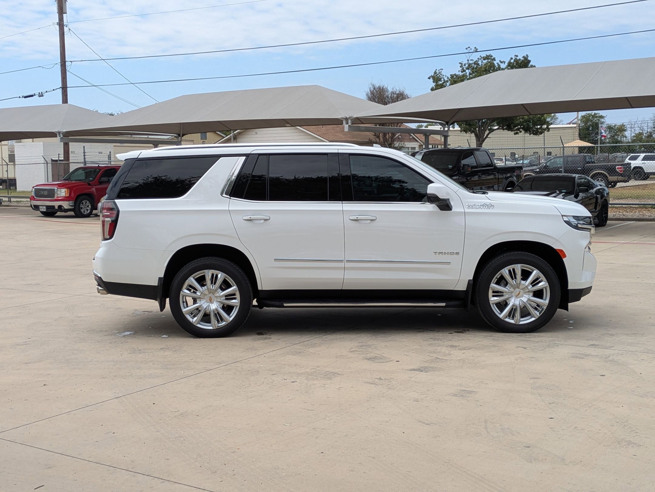 2024 Chevrolet Tahoe High Country photo 2