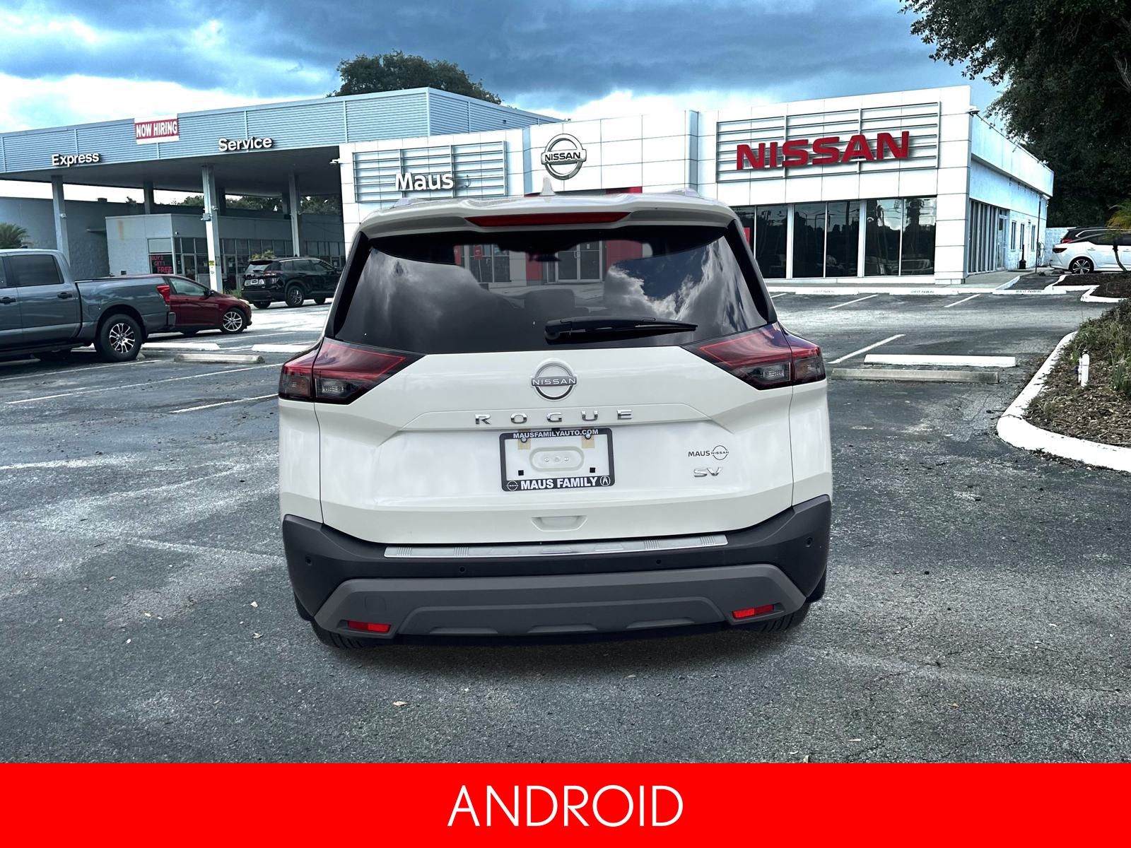 2022 Nissan Rogue SV photo 4