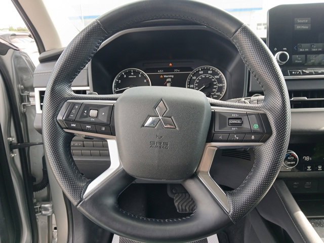 2024 Mitsubishi Outlander SE Black Edition photo 12