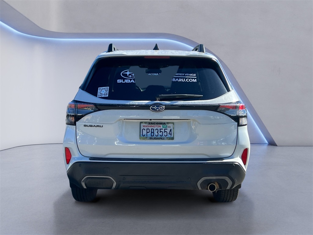 2025 Subaru Forester Limited photo 3