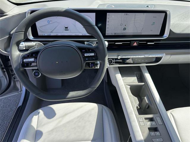 2025 Hyundai Ioniq 6 SEL photo 2
