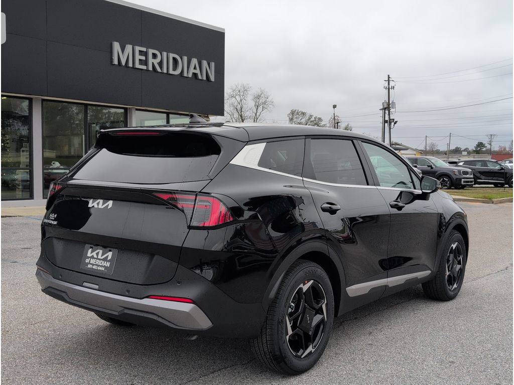 2026 Kia Sportage EX photo 3