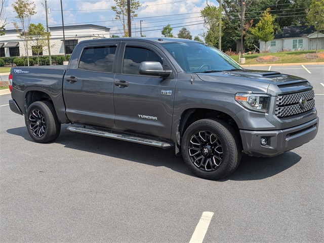 2018 Toyota Tundra SR5 photo 2