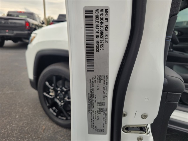 2025 Jeep Compass Latitude photo 18