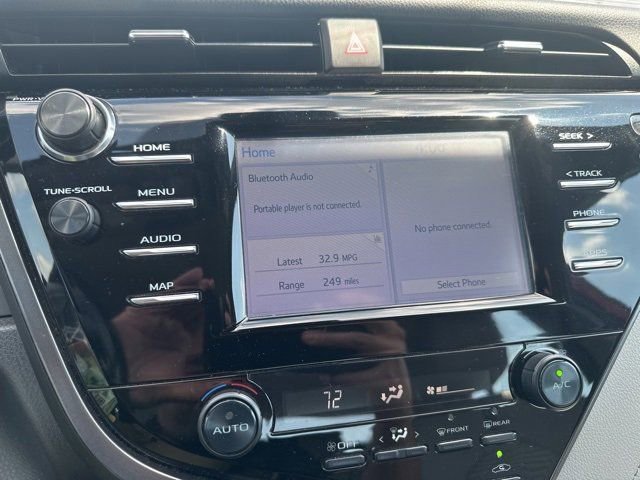 2019 Toyota Camry SE photo 10