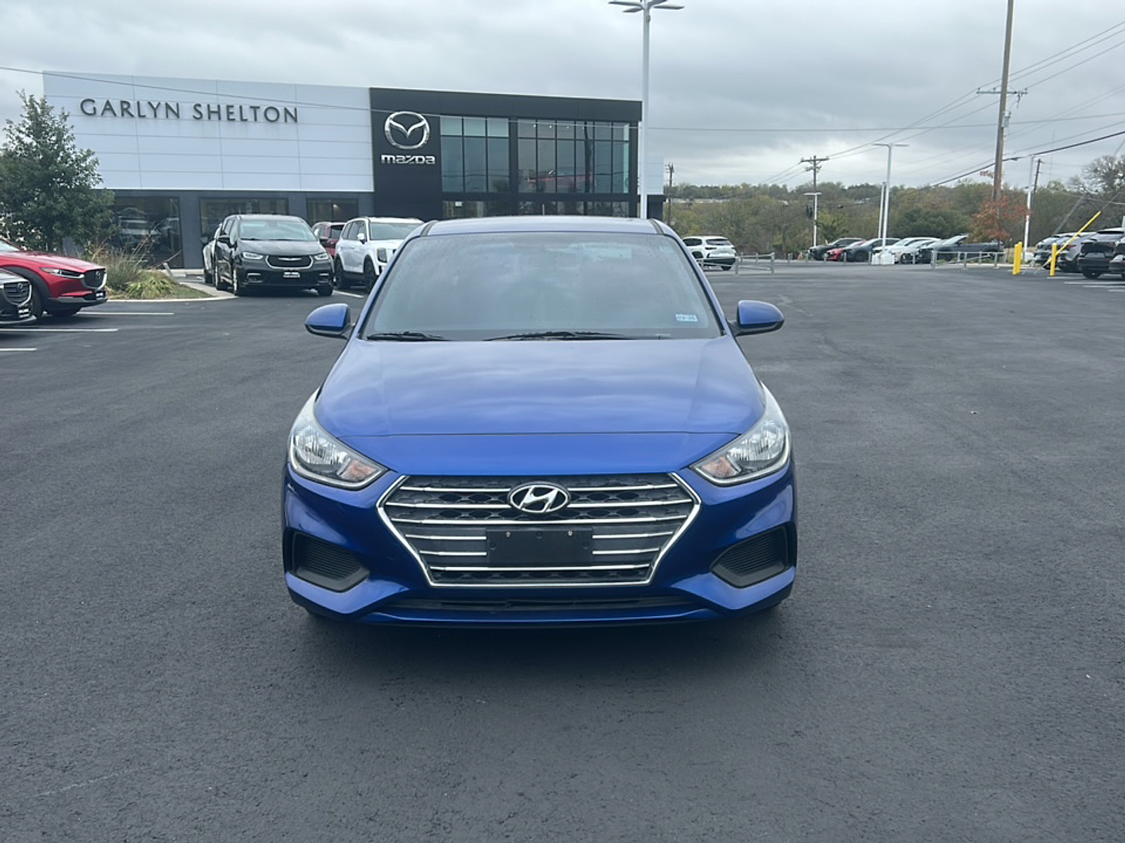 2019 Hyundai Accent SE photo 2