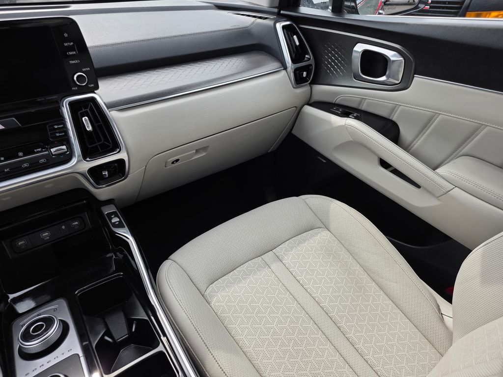 2023 Kia Sorento Hybrid SX Prestige photo 11