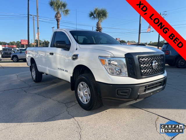 2019 Nissan Titan S photo 3