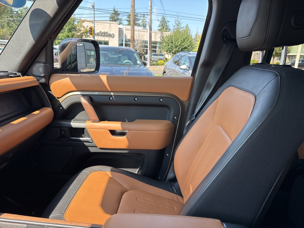 2020 Land Rover Defender 110 X photo 26