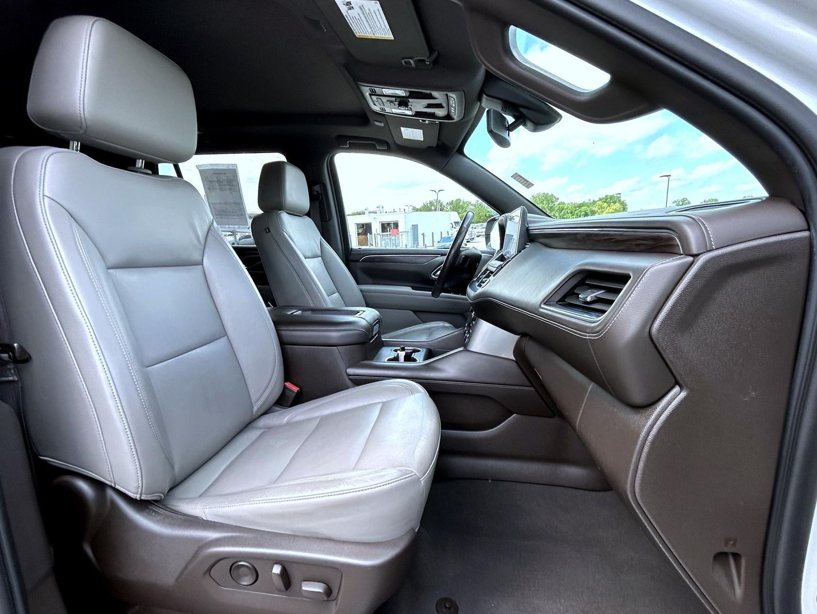 2021 Chevrolet Tahoe Z71 photo 16