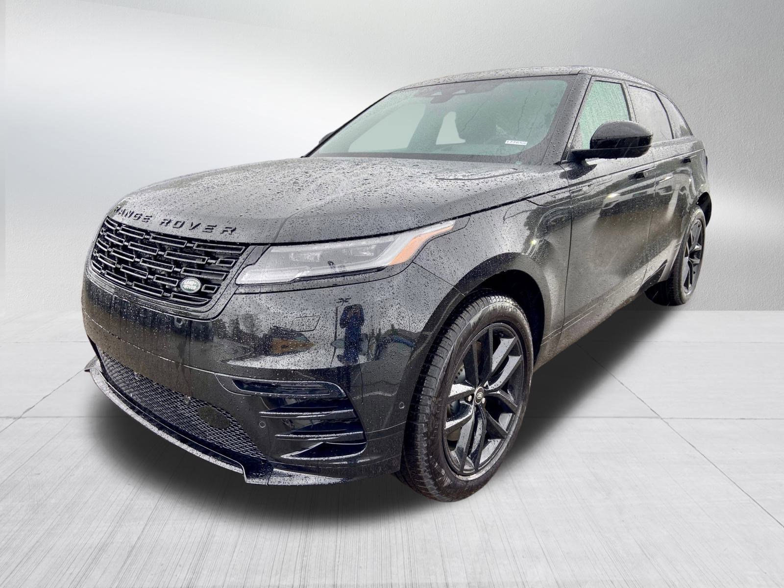 2026 Land Rover Range Rover Velar Dynamic SE's photo