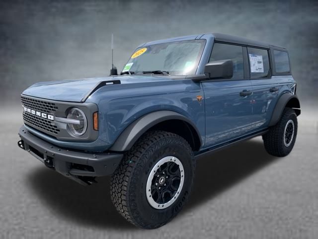 2025 Ford Bronco Badlands photo 3